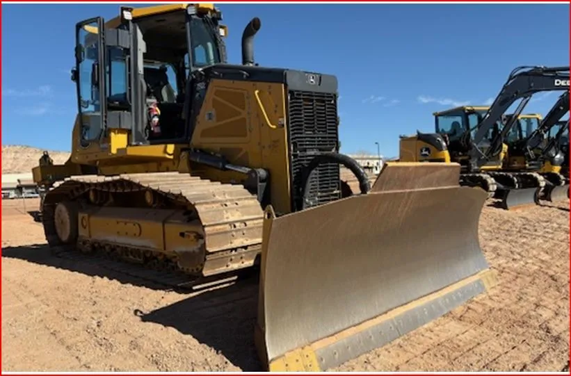 2022 John Deere 750L