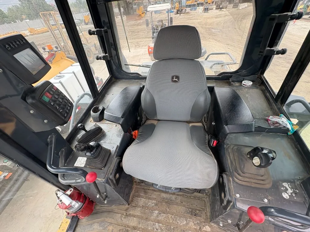 2022 John Deere 755K