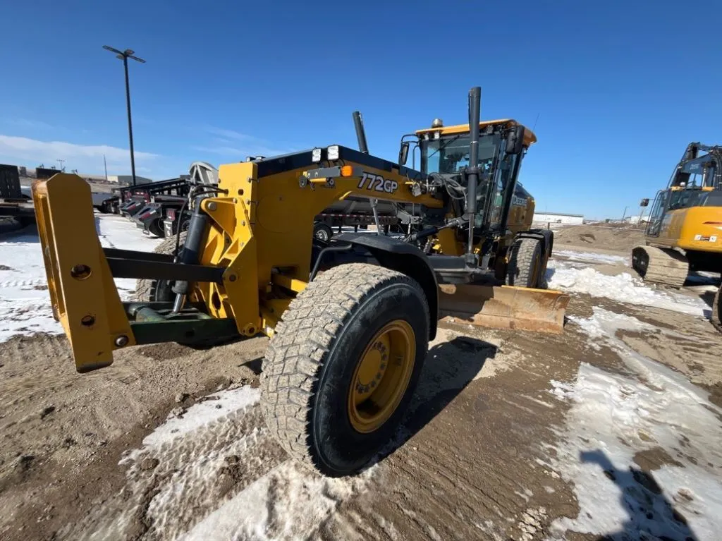 2020 John Deere 772G