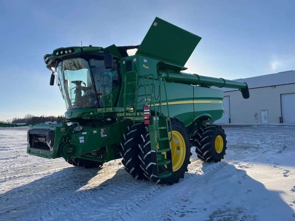 2024 John Deere S770