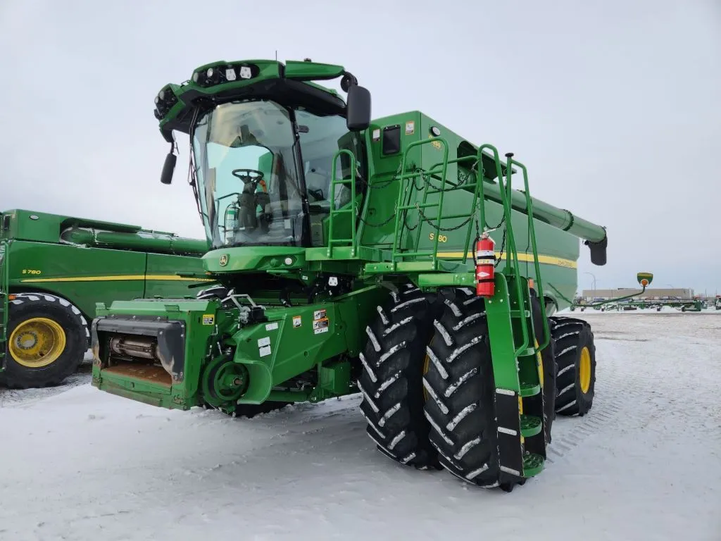 2024 John Deere S780