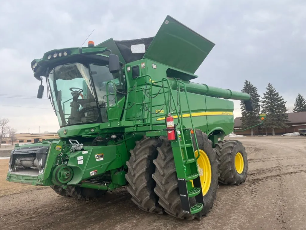 2019 John Deere S780