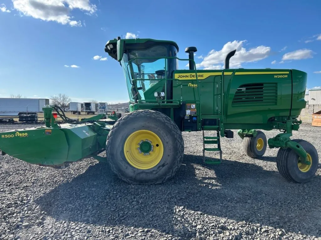 2023 John Deere W260R