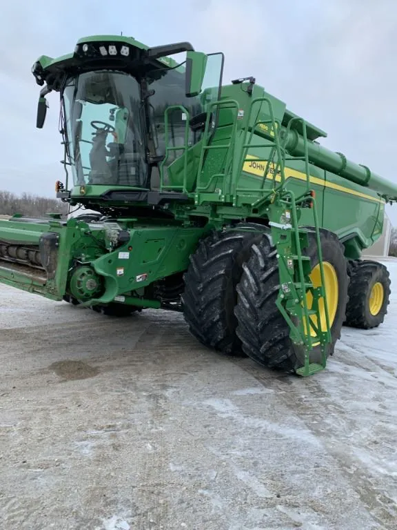 2023 John Deere X9 1000