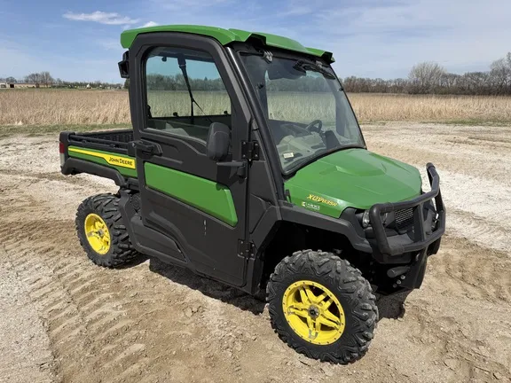 2023 John Deere XUV 835R