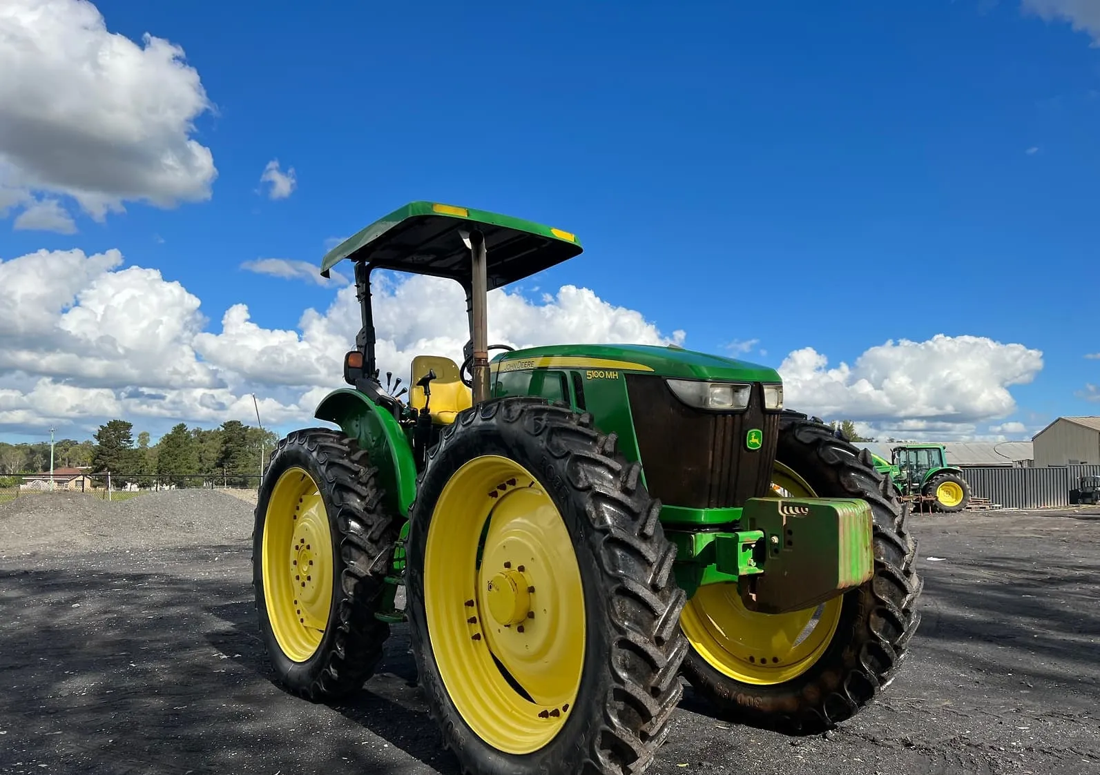 2014 John Deere 5100MH