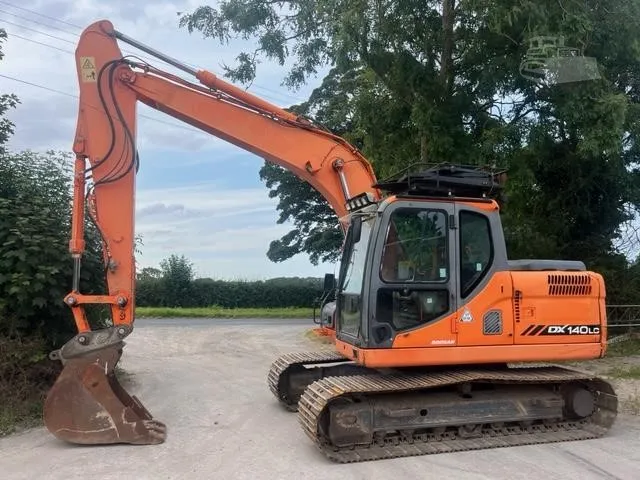 2013 Doosan DX140 LC-3