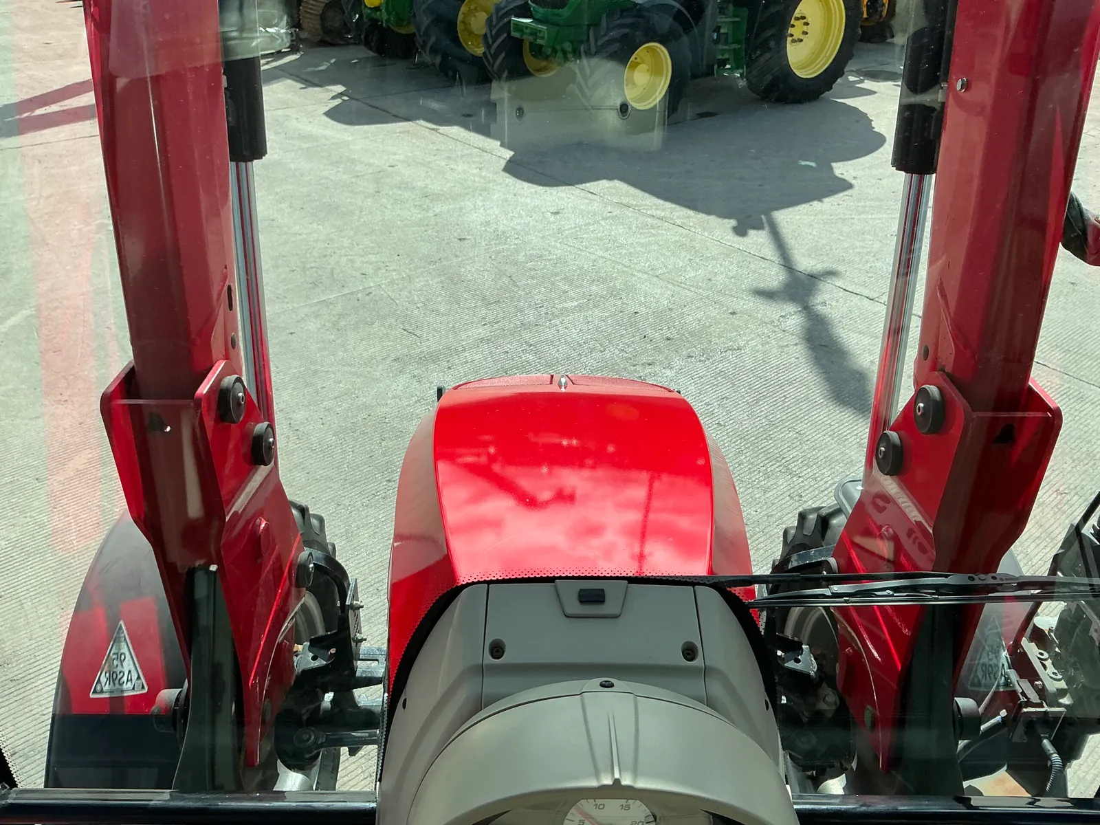 Massey Ferguson 5710S Dyna4 Tractor (ST26213)