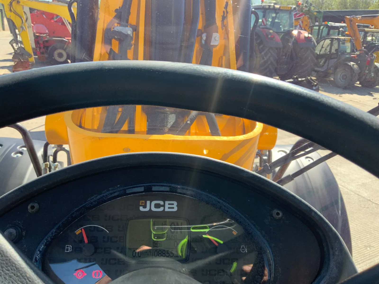 JCB TM320S Agri Pivot Steer Telehandler (ST26266)
